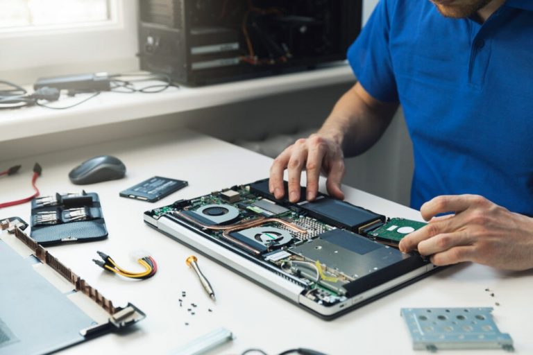 9 reasons why only professionals should repair your laptops