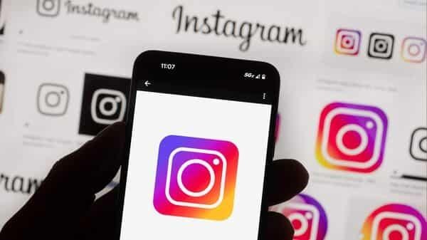 Importance of Authenticity and Transparency in Building a Large Instagram Following